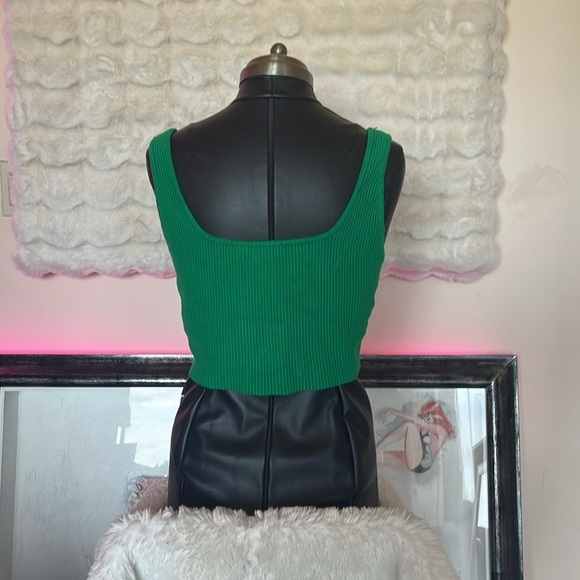House of Harlow Green Ribbed Women's Top - Picture 4 of 6